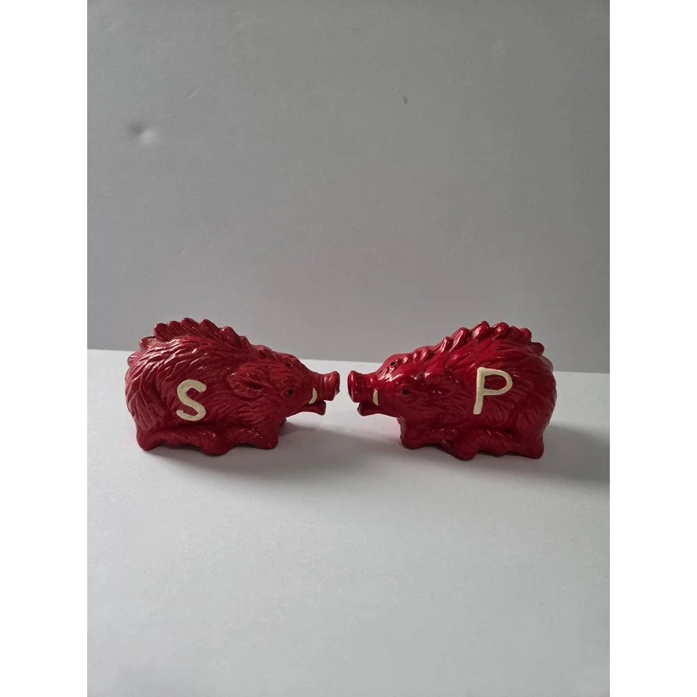 Vintage Arkansas Razorbacks Red Boar Salt and Pepper Shakers Set Made in Japan